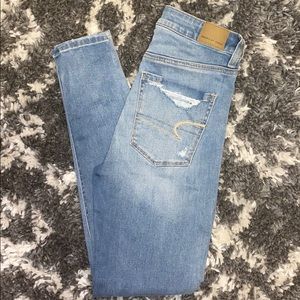 *SOLD* Ripped American Eagle 🦅 Jeans